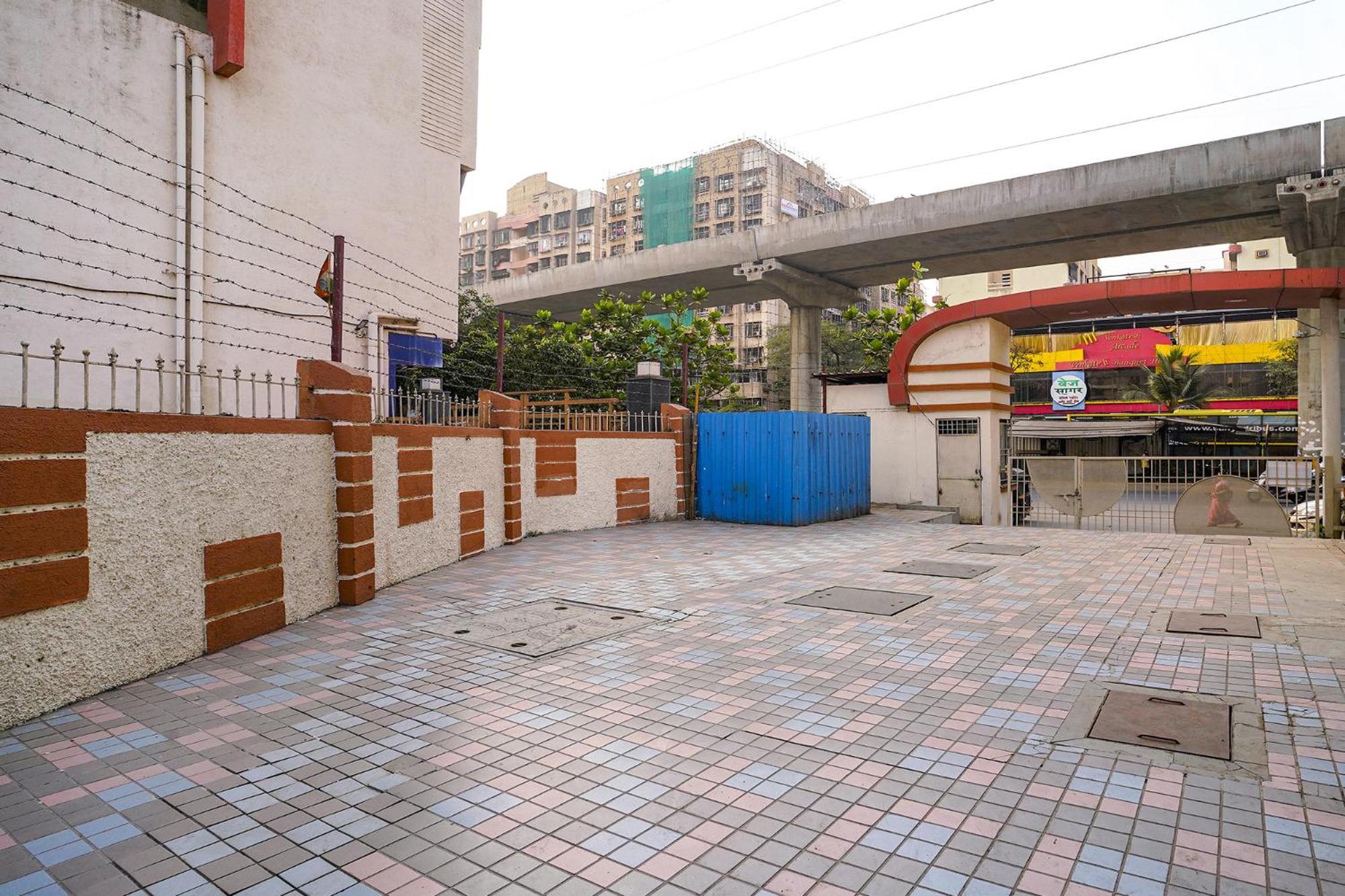 Fabhotel Shree Balaji Apartment Mira-Bhayandar Exterior foto